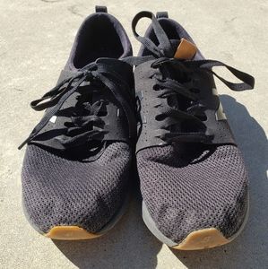 Black NEW BALANCE shoes size 13